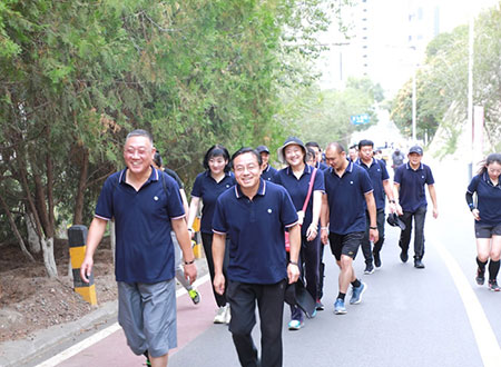 陶冶情操，激發(fā)活力——集團(tuán)舉辦主題黨日暨健步走活動(dòng)